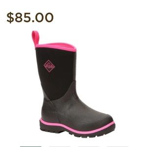 Muck boots